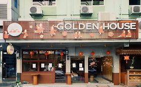 Golden House Bts Chidlom Bangkok